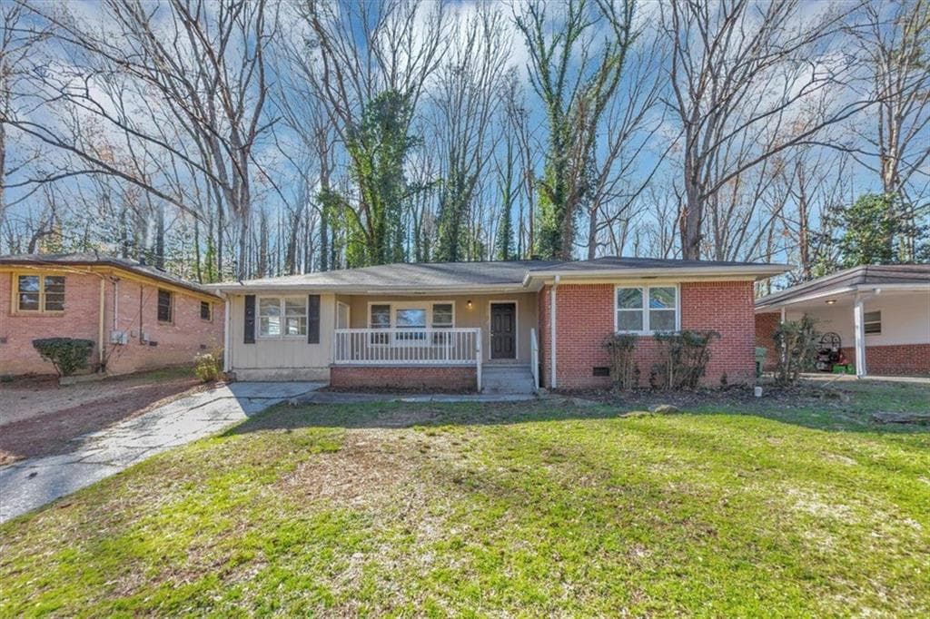 3 bedroom, 1 bathroom single family residence sold at 2084 SNOW Road, Atlanta, GA 30311