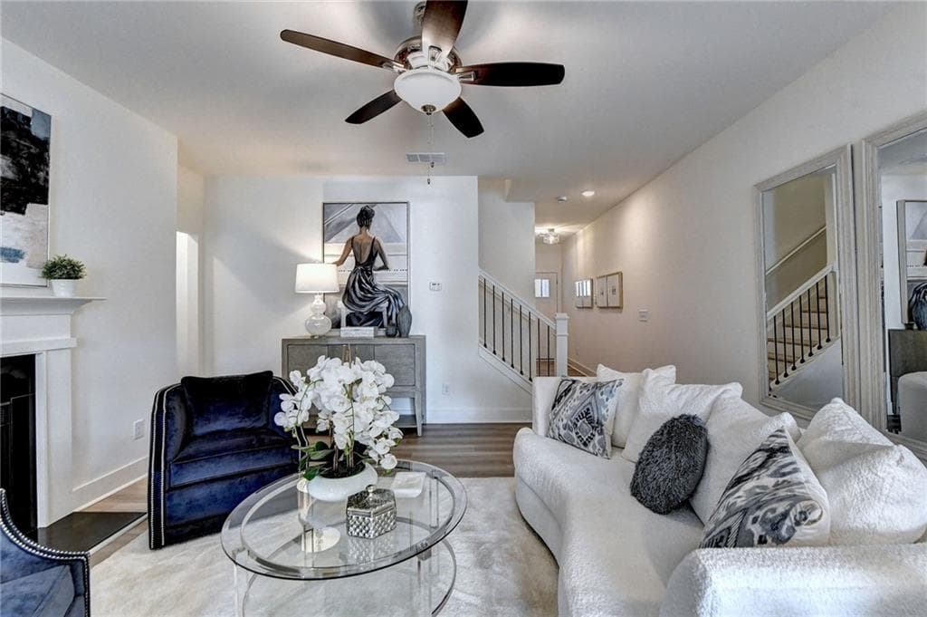 3 bedroom, 3 bathroom townhouse sold at 2700 NE Almand Lane, Conyers, GA 30013