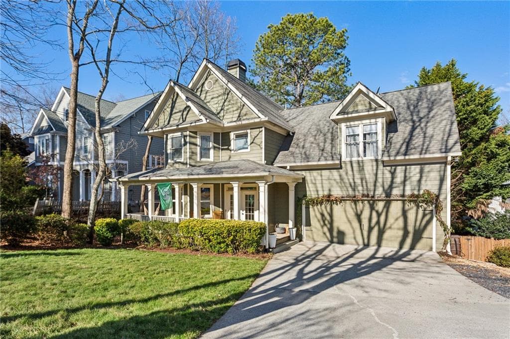 4 bedroom, 3 bathroom single family residence sold at 1898 Woodland Hills Avenue, Atlanta, GA 30318