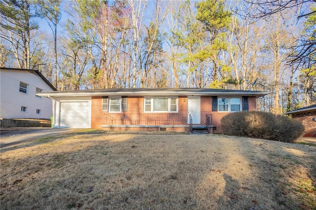 3 bedroom, 2 bathroom single family residence sold at 473 Oakside Drive, Atlanta, GA 30331