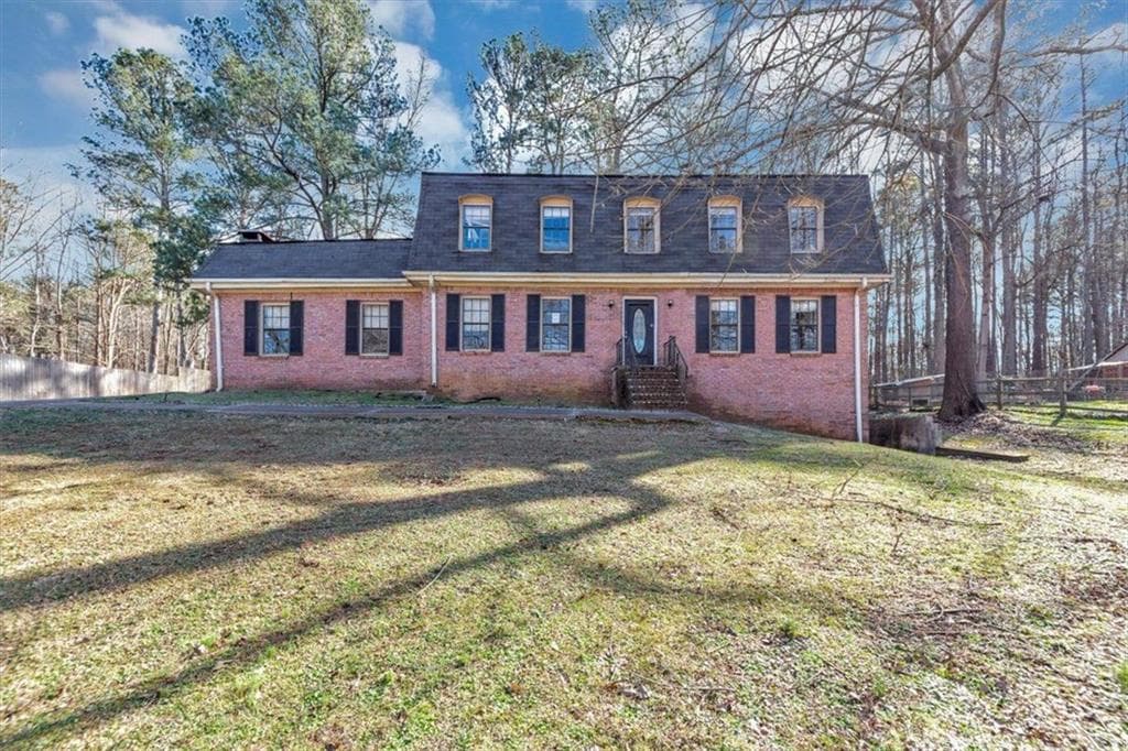 3 bedroom, 3 bathroom single family residence sold at 4332 N HICKORY Lane, Douglasville, GA 30134