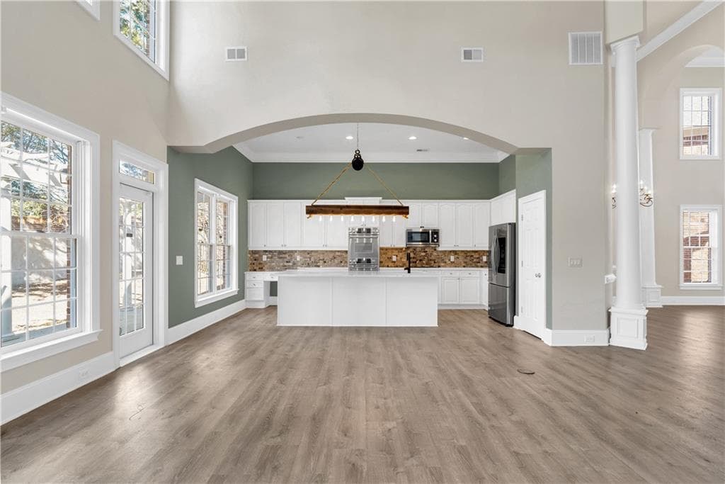 360 Wembley Circle, Atlanta, GA 30328 — most recent listing photo