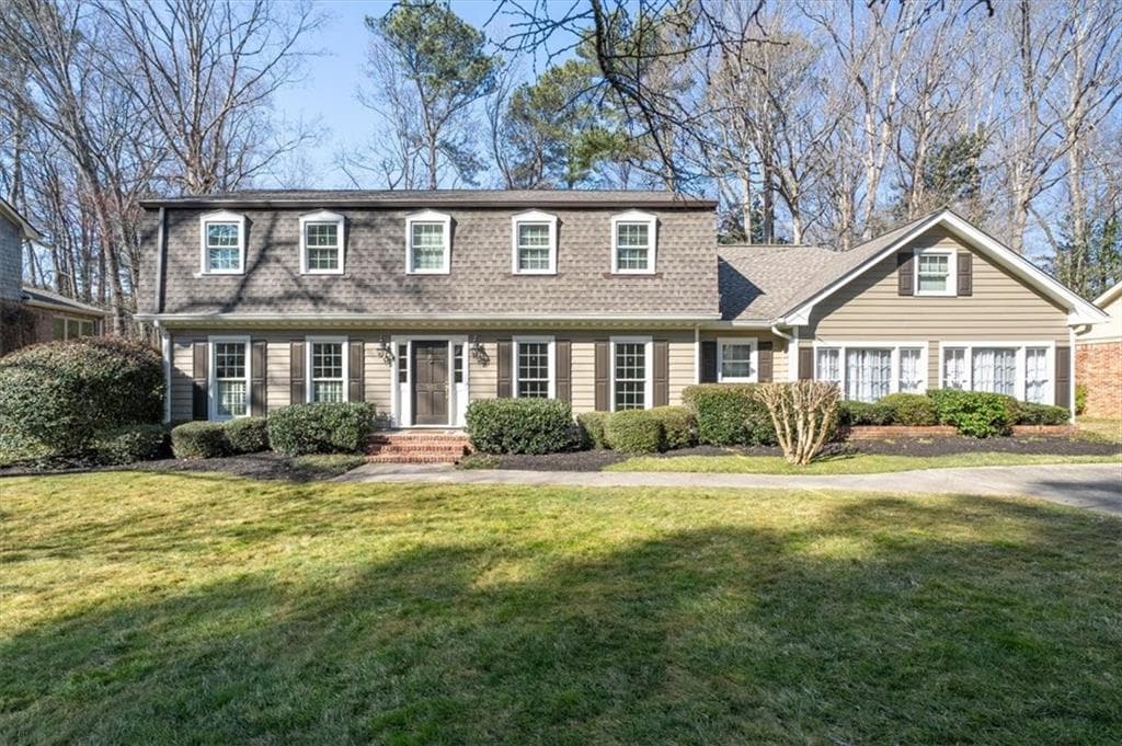 4 bedroom, 3 bathroom single family residence sold at 1903 Olde Village Run, Dunwoody, GA 30338