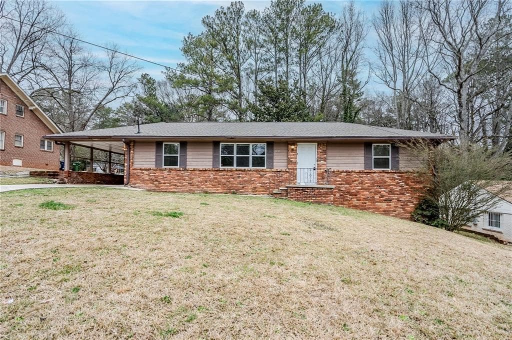 3 bedroom, 2 bathroom single family residence sold at 2937 Cascade Road, Atlanta, GA 30311
