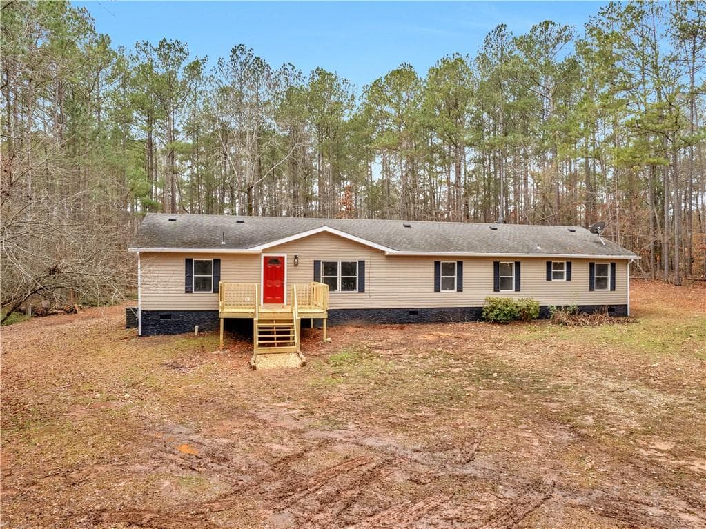 5 bedroom, 2 bathroom single family residence sold at 111 Vaughn Circle, Griffin, GA 30223