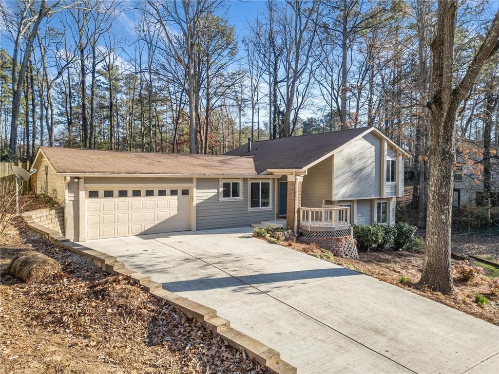 6817 Knollwood Drive, Douglasville, GA 30135 — most recent listing photo