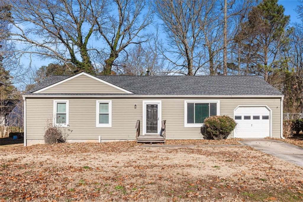 3 bedroom, 2 bathroom single family residence sold at 1377 Ling Drive, Austell, GA 30168