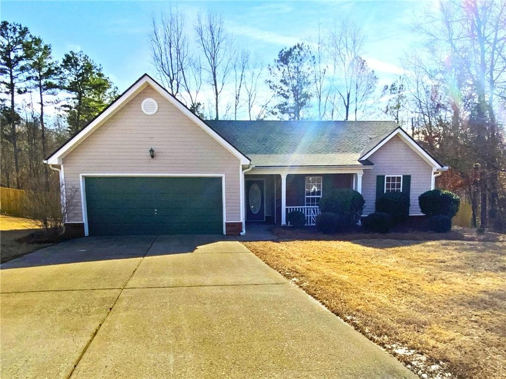 3 bedroom, 2 bathroom single family residence sold at 1150 Bradford Park Drive, Auburn, GA 30011