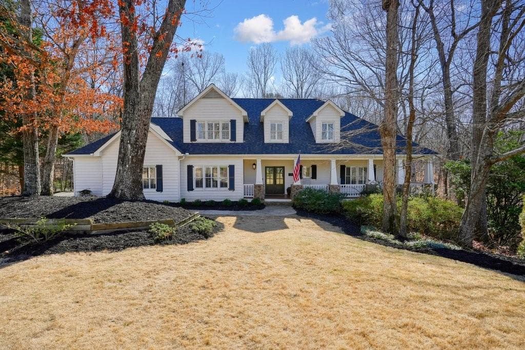 4 bedroom, 3 bathroom single family residence sold at 280 Foxley Way, Roswell, GA 30075