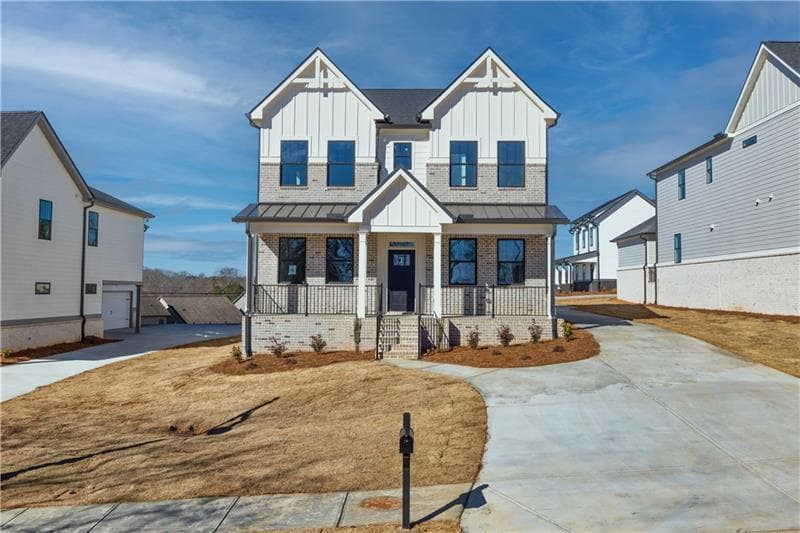 4 bedroom, 4 bathroom single family residence sold at 5828 Gainesville Street, Flowery Branch, GA 30542