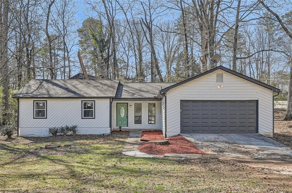 3 bedroom, 2 bathroom single family residence sold at 1669 Glen Arm Drive, Lithonia, GA 30058