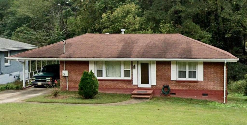 3 bedroom, 1 bathroom single family residence sold at 2107 Garden Circle, Decatur, GA 30032