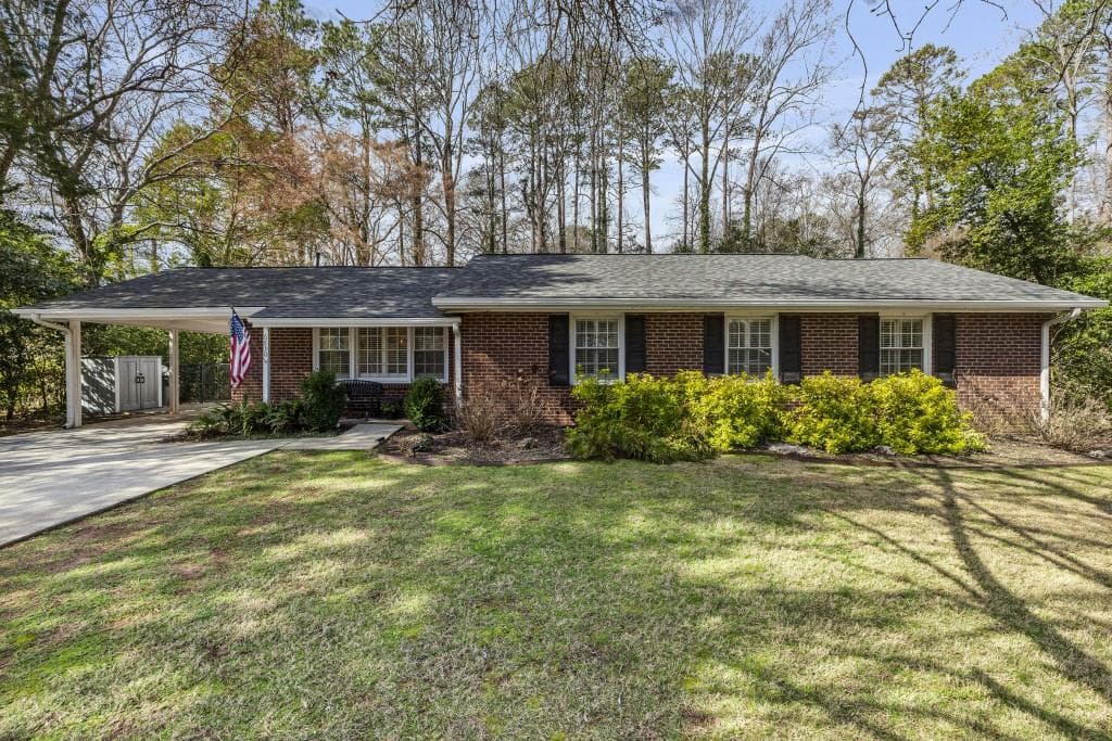 4 bedroom, 3 bathroom single family residence sold at 6830 Sunny Brook Lane, Atlanta, GA 30328