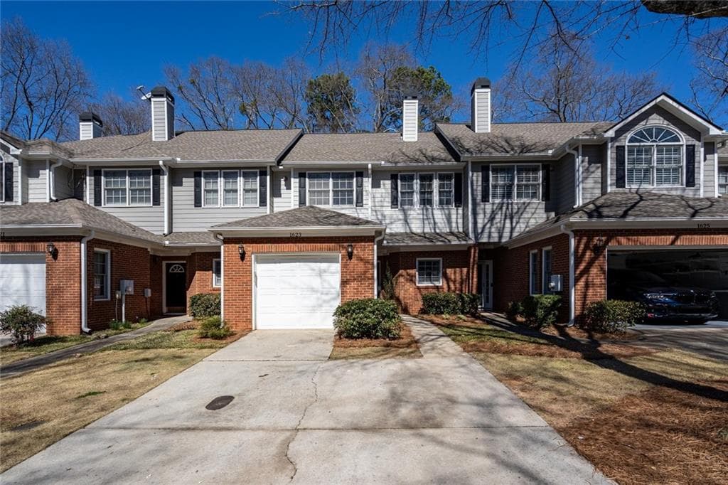 3 bedroom, 3 bathroom townhouse sold at 1623 Ivy Spring Drive, Smyrna, GA 30080 — photo 1 of 1
