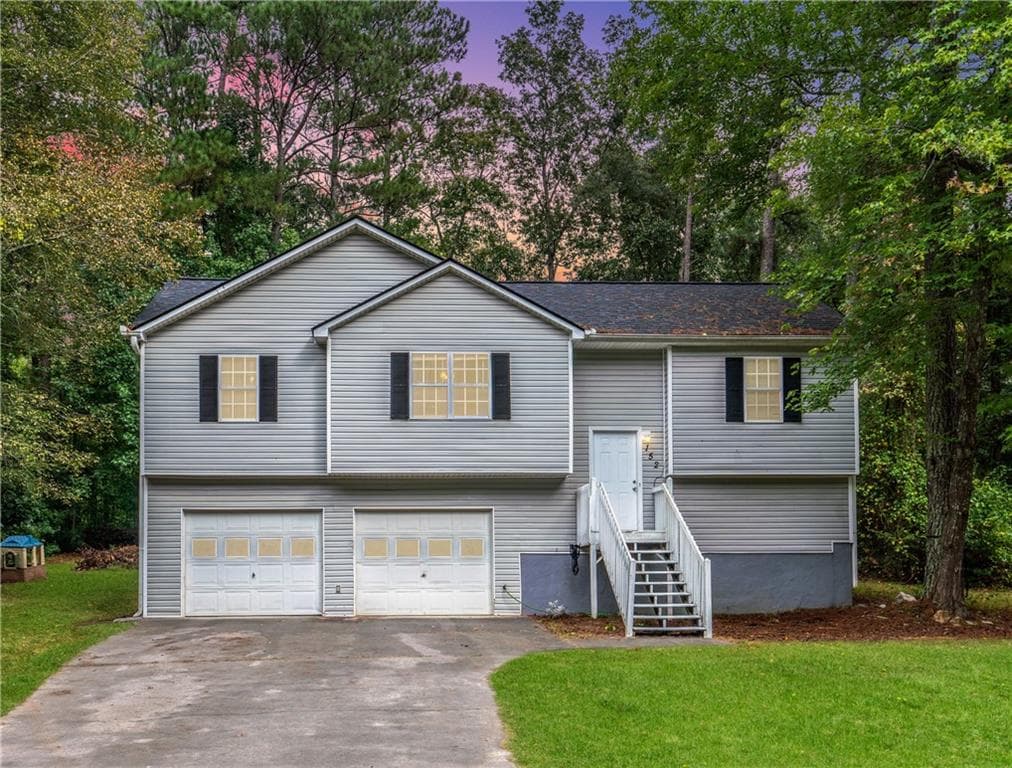 3 bedroom, 2 bathroom single family residence sold at 152 Country Cottage Circle, Carrollton, GA 30116
