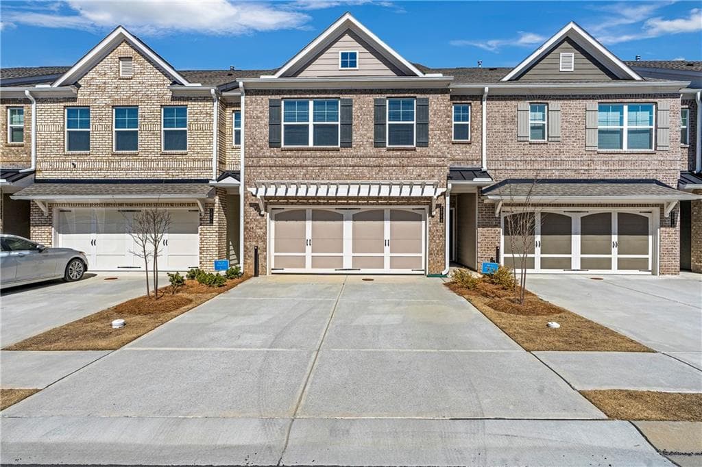 3 bedroom, 3 bathroom townhouse sold at 2989 Chene Place, Duluth, GA 30097
