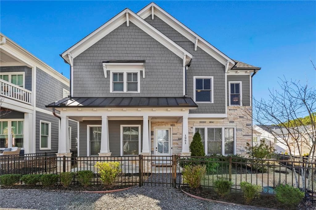 5 bedroom, 4 bathroom single family residence sold at 1961 Haley Walk, Atlanta, GA 30318