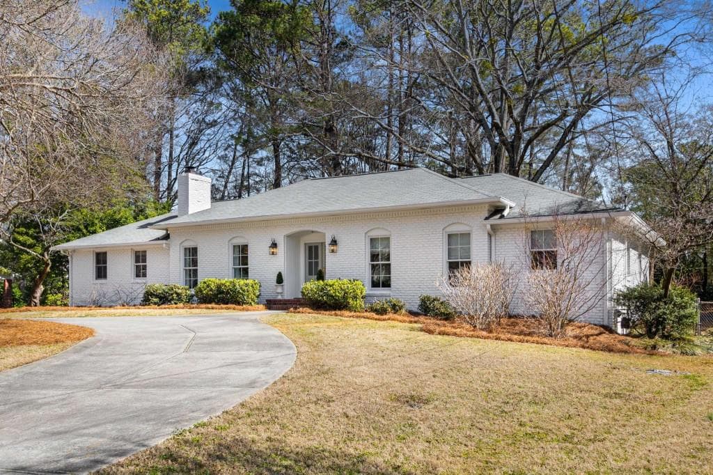 3 bedroom, 3 bathroom single family residence sold at 4865 Northway Drive, Atlanta, GA 30342