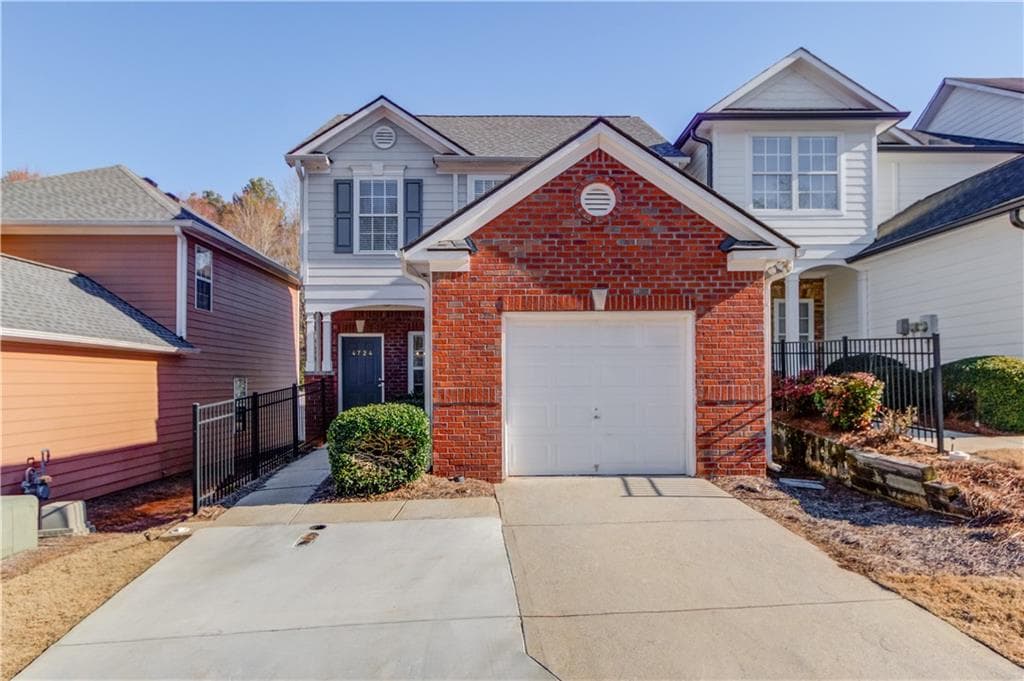 3 bedroom, 3 bathroom single family residence sold at 4724 Autumn Rose Trail, Oakwood, GA 30566