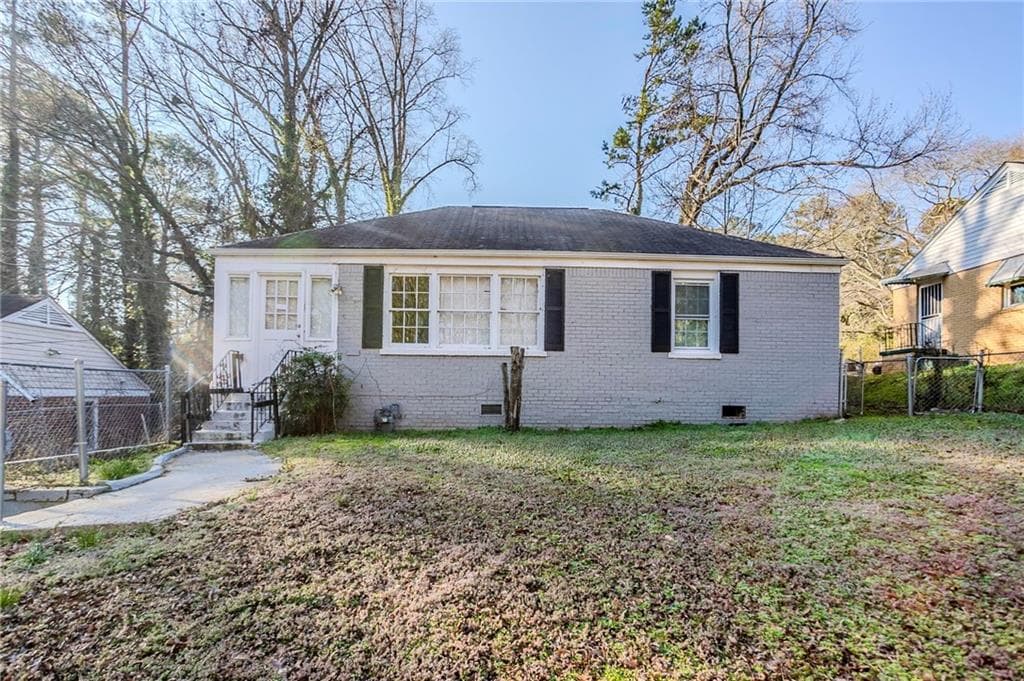 1810 Oakmont Drive, Atlanta, GA 30314 — most recent listing photo