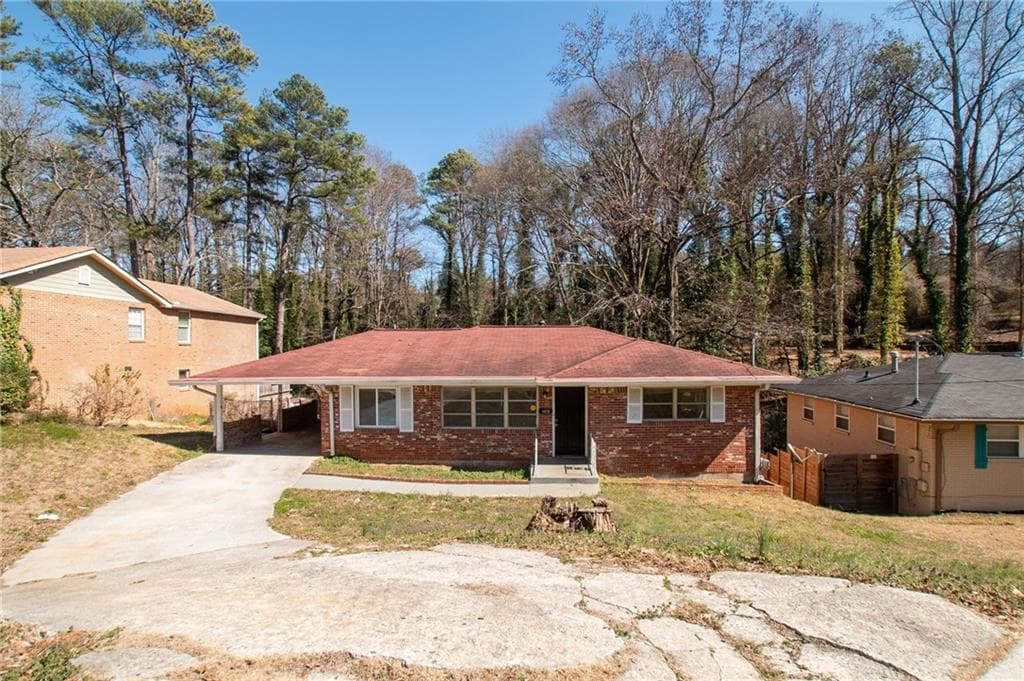 3 bedroom, 2 bathroom, 1,208 sq ft single family residence sold at 1878 Lisbon Drive, Atlanta, GA 30310
