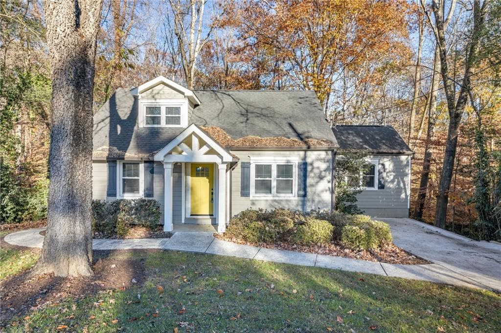 3 bedroom, 3 bathroom single family residence sold at 3451 Keswick Court, Atlanta, GA 30341