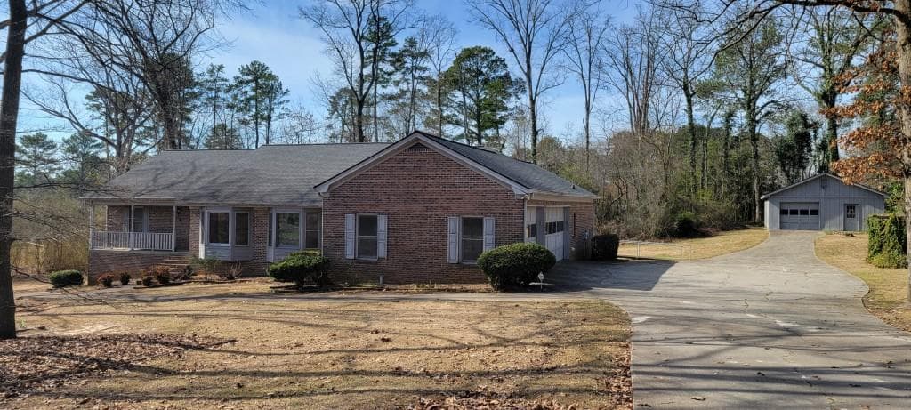 3 bedroom, 2 bathroom single family residence sold at 2539 BRITT Road, Snellville, GA 30078