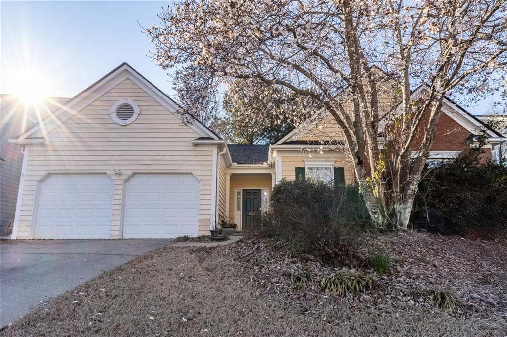 1062 Glen Chase Drive, Lawrenceville, GA 30044 — most recent listing photo