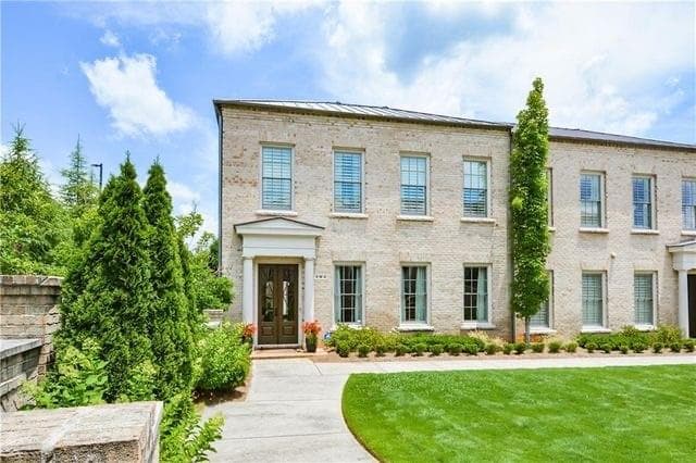 4 bedroom, 5 bathroom townhouse sold at 104 GRAND Crescent, Alpharetta, GA 30009