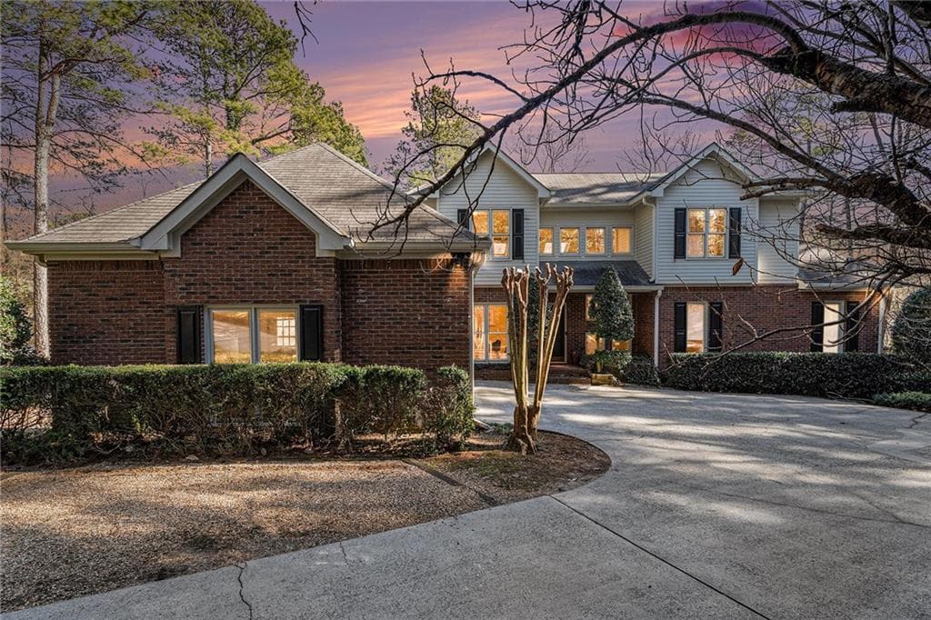 4 bedroom, 5 bathroom single family residence sold at 5930 N Eton Court, Duluth, GA 30097