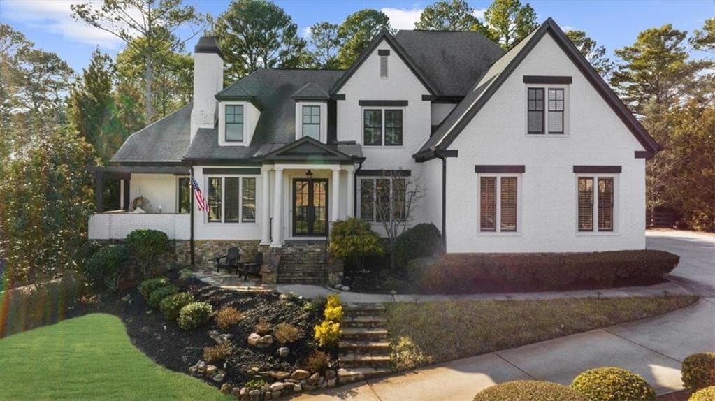 5 bedroom, 6 bathroom, 5,170 sq ft single family residence sold at 135 Newcastle Court, Roswell, GA 30076