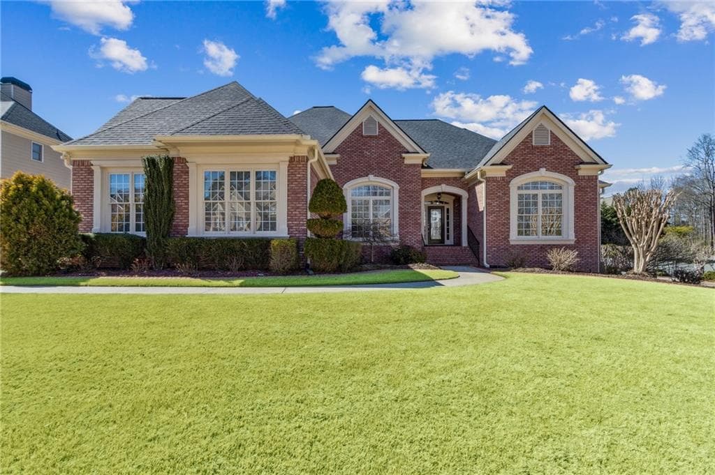5 bedroom, 4 bathroom single family residence sold at 3277 Aberrone Place, Buford, GA 30519