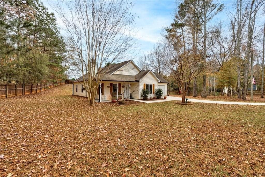 3 bedroom, 2 bathroom single family residence sold at 504 Leguin Mill Road, Locust Grove, GA 30248