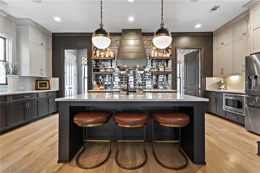 4 bedroom, 4 bathroom townhouse sold at 3475 Landen Pine Court, Atlanta, GA 30305