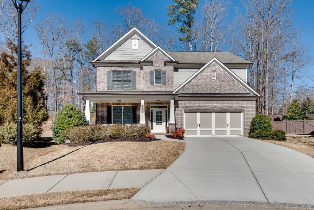 5242 Park Vale Drive, Sugar Hill, GA 30518 — most recent listing photo