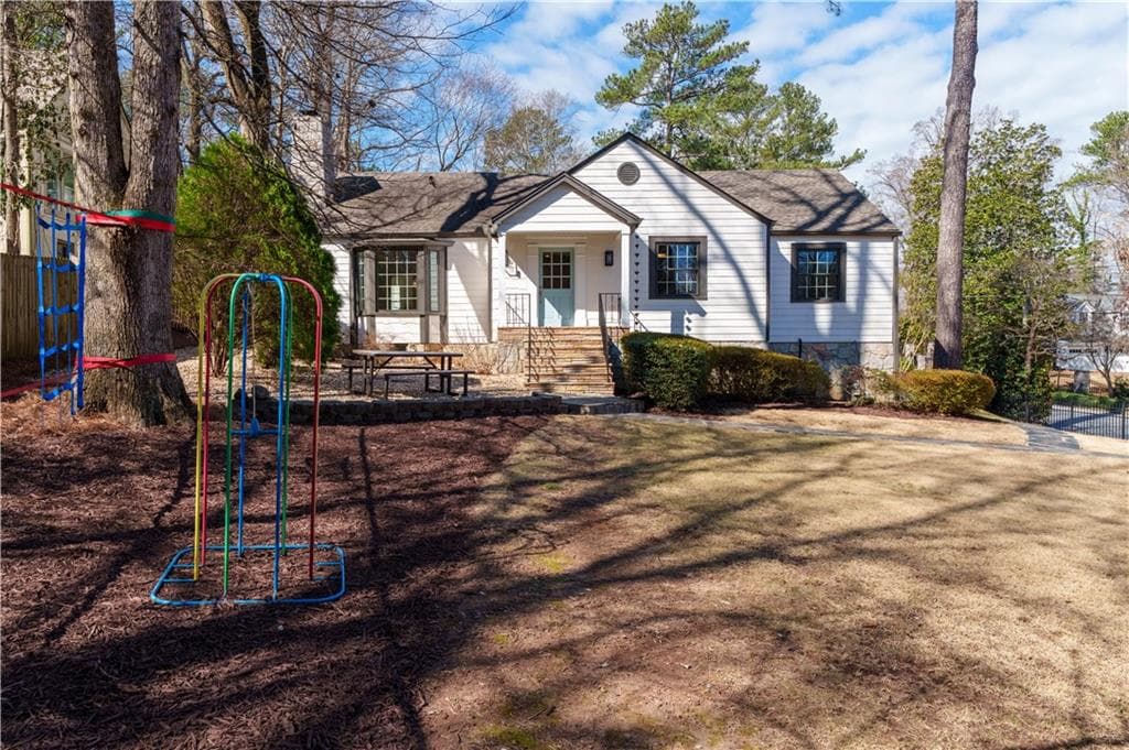 5 bedroom, 6 bathroom single family residence sold at 413 Herrington Road, Atlanta, GA 30342
