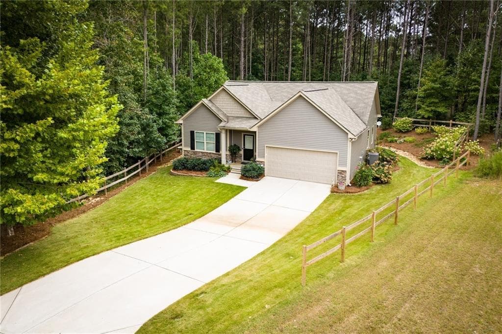 3 bedroom, 2 bathroom single family residence sold at 413 Branch Lane, Temple, GA 30179
