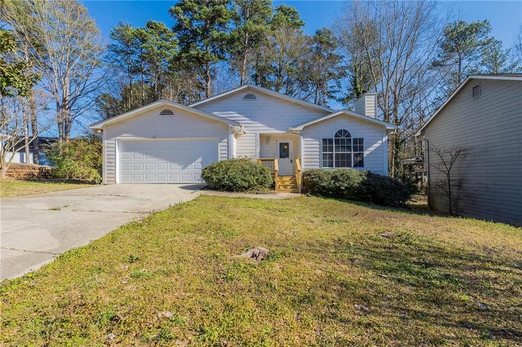 3 bedroom, 2 bathroom single family residence sold at 6381 Phillips Creek Drive, Lithonia, GA 30058