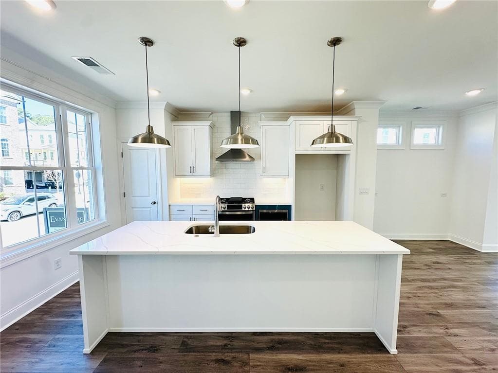 3 bedroom, 4 bathroom townhouse sold at 3187 Moor View Road 37, Duluth, GA 30096