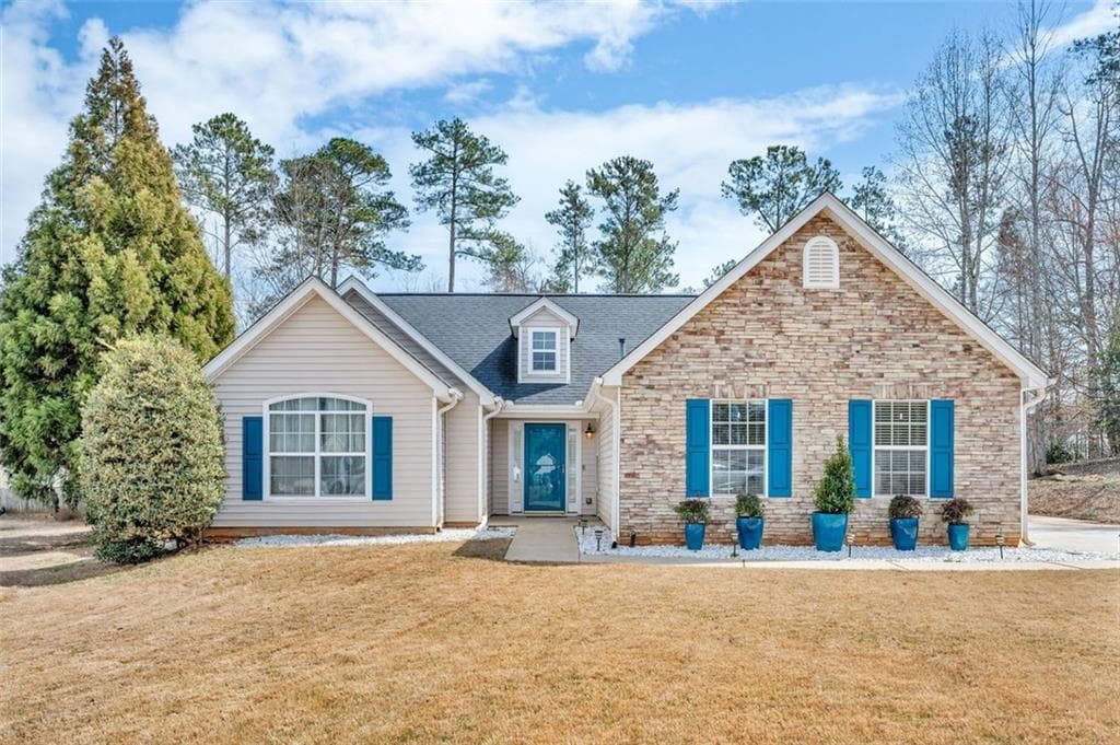 3 bedroom, 2 bathroom single family residence sold at 1020 Adie Cove, Mcdonough, GA 30253