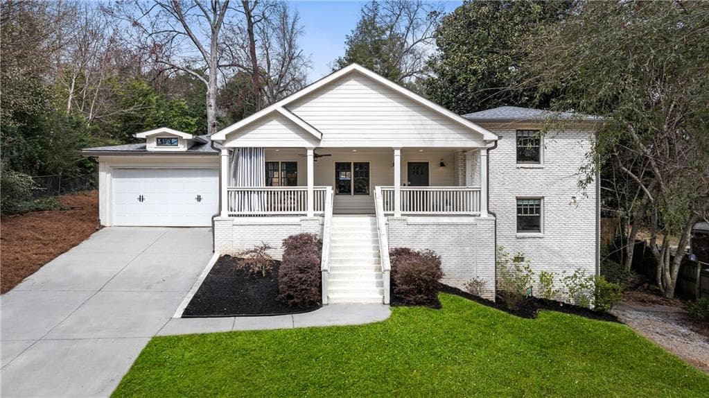 4 bedroom, 4 bathroom single family residence sold at 348 Lakemoore Drive, Atlanta, GA 30342
