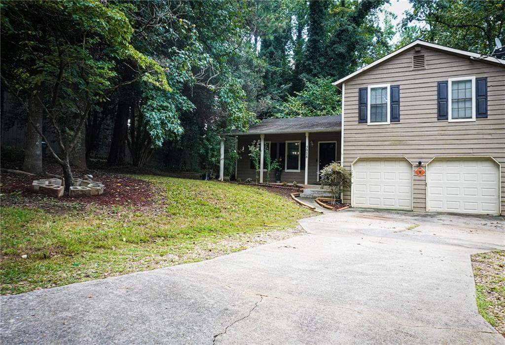 3 bedroom, 2 bathroom single family residence sold at 3938 Landress Way, Lawrenceville, GA 30044