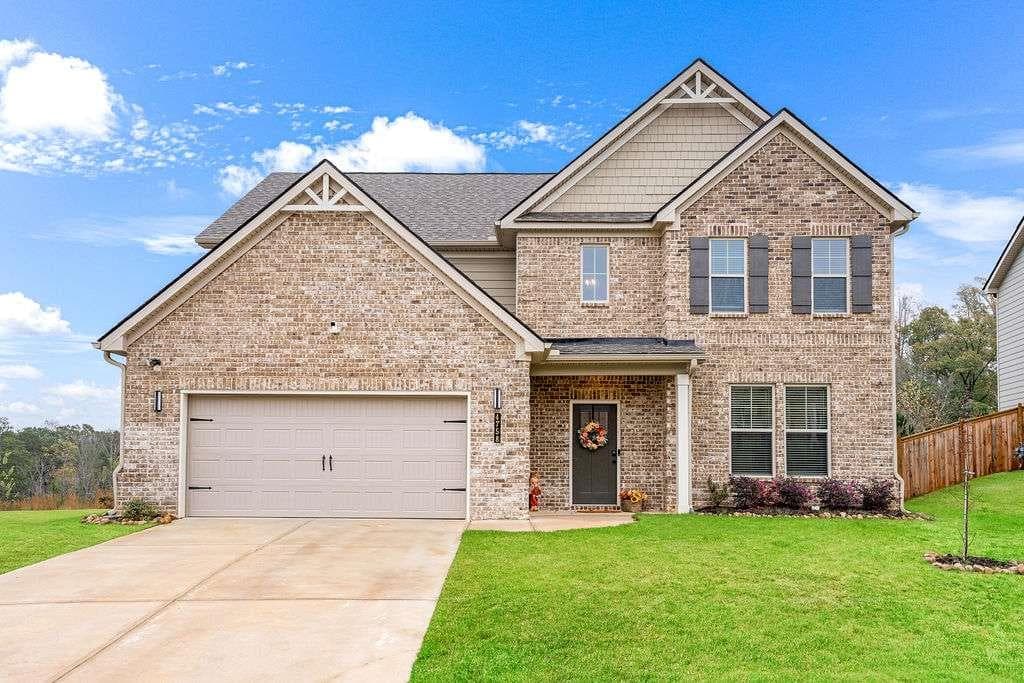 5 bedroom, 3 bathroom, 2,700 sq ft single family residence sold at 4758 Sultana Way, Atlanta, GA 30331