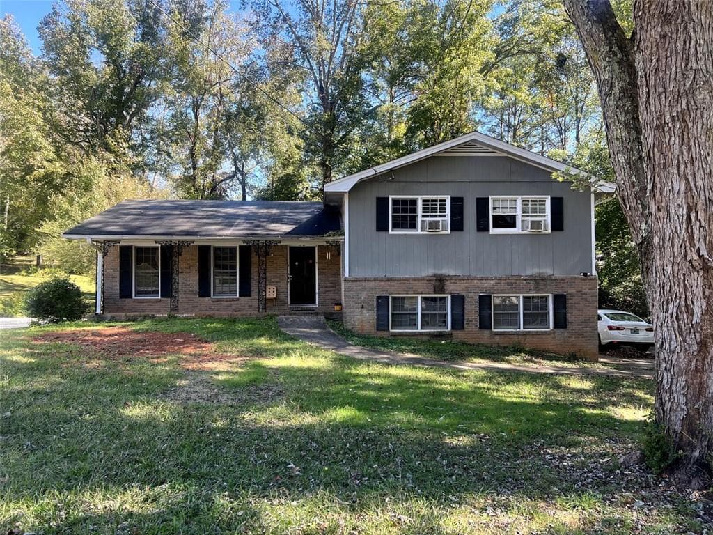3 bedroom, 2 bathroom single family residence sold at 4045 WESTVIEW Street, Douglasville, GA 30135