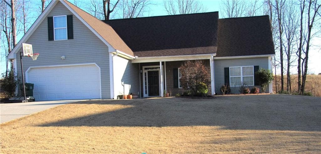 3 bedroom, 2 bathroom single family residence sold at 405 Clarion Drive, Carrollton, GA 30116