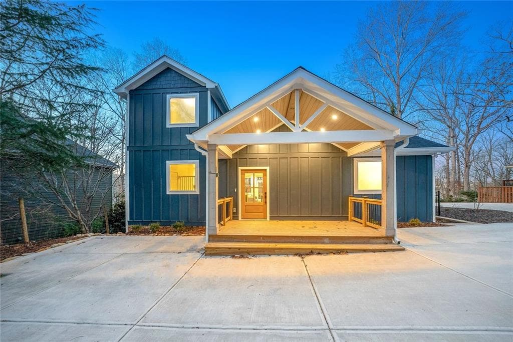 3 bedroom, 4 bathroom single family residence sold at 196 Park Cove Road, Dawsonville, GA 30534