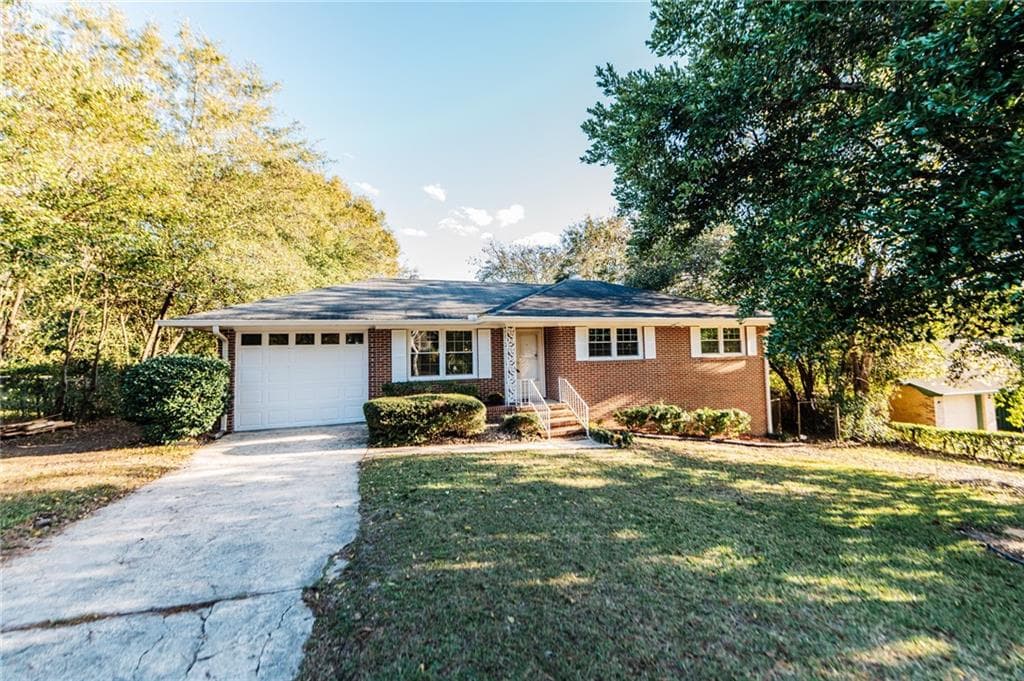 121 Spradley Drive, Macon, GA 31211 — most recent listing photo