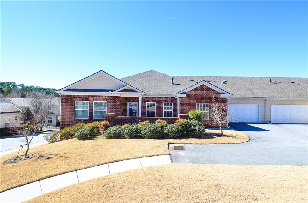 223 Villa Park Circle, Stone Mountain, GA 30087 — most recent listing photo