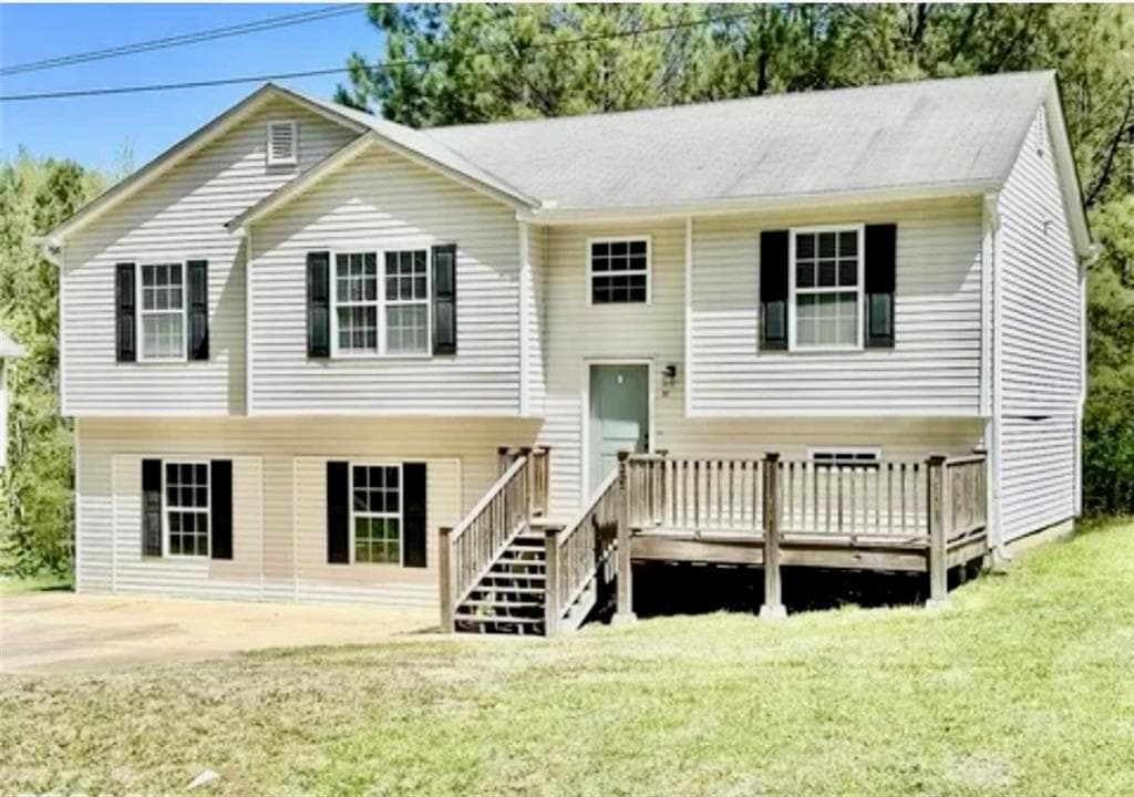 3 bedroom, 2 bathroom single family residence sold at 207 Sewell Road, Bremen, GA 30110