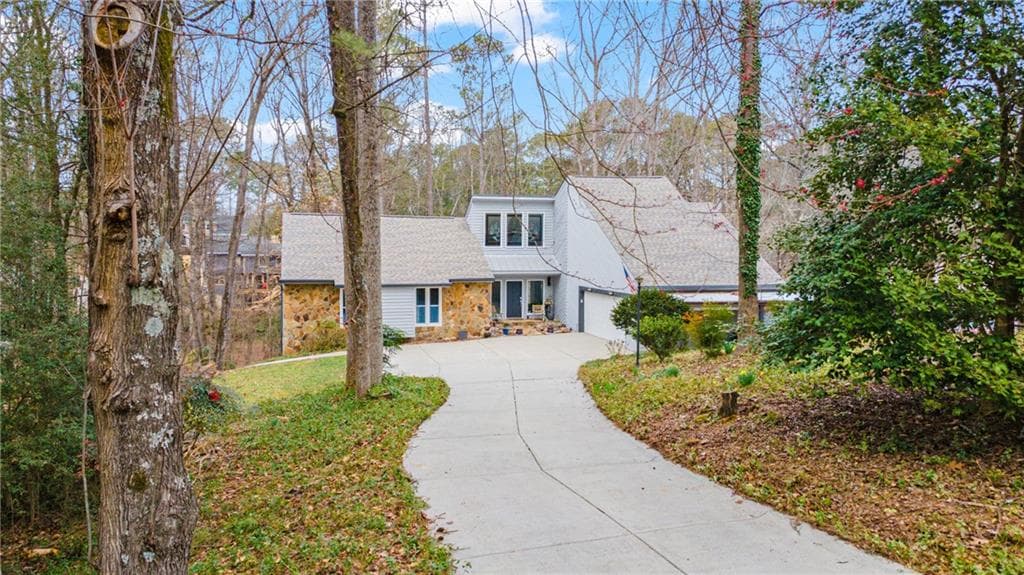2590 Runic Way, Johns Creek, GA 30022 — most recent listing photo